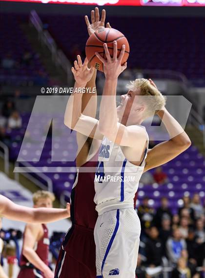 Thumbnail 1 in Herriman vs. Pleasant Grove (UHSAA 6A Quarterfinal) photogallery.