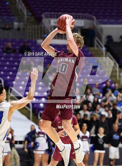 Thumbnail 2 in Herriman vs. Pleasant Grove (UHSAA 6A Quarterfinal) photogallery.