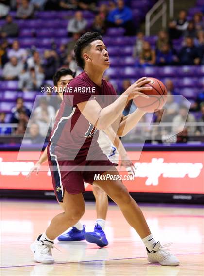 Thumbnail 3 in Herriman vs. Pleasant Grove (UHSAA 6A Quarterfinal) photogallery.