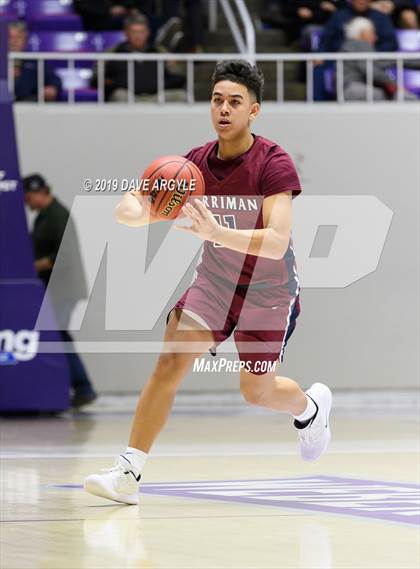 Thumbnail 2 in Herriman vs. Pleasant Grove (UHSAA 6A Quarterfinal) photogallery.