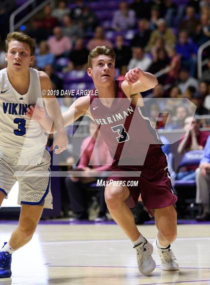 Thumbnail 3 in Herriman vs. Pleasant Grove (UHSAA 6A Quarterfinal) photogallery.