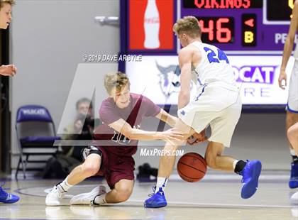 Thumbnail 3 in Herriman vs. Pleasant Grove (UHSAA 6A Quarterfinal) photogallery.