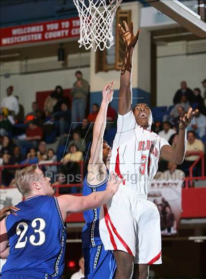 Thumbnail 2 in Peekskill vs Pearl River (Section 1A Semifinal) photogallery.