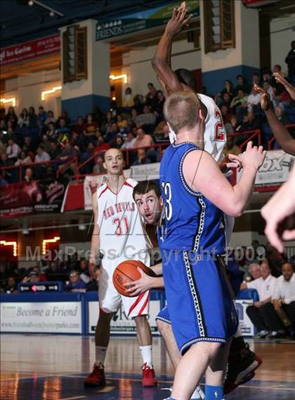 Thumbnail 2 in Peekskill vs Pearl River (Section 1A Semifinal) photogallery.