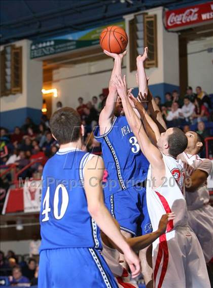 Thumbnail 3 in Peekskill vs Pearl River (Section 1A Semifinal) photogallery.
