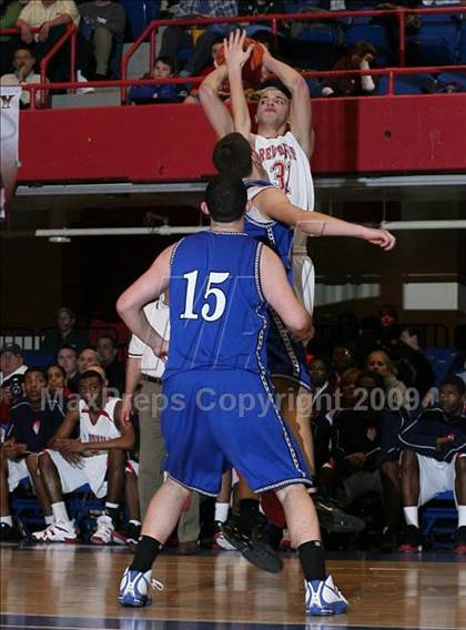 Thumbnail 2 in Peekskill vs Pearl River (Section 1A Semifinal) photogallery.
