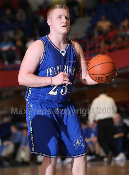 Thumbnail 2 in Peekskill vs Pearl River (Section 1A Semifinal) photogallery.