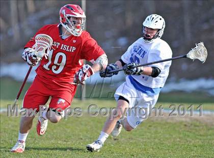 Thumbnail 3 in John Glenn vs. East Islip photogallery.