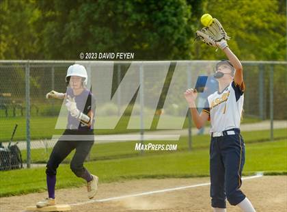 Thumbnail 1 in Kettle Moraine @ Waukesha North photogallery.