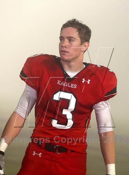 Thumbnail 1 in Santa Fe Christian vs. Rio Hondo Prep (CIF SoCal Regional D4 Final) photogallery.