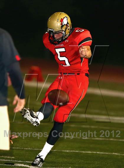 Thumbnail 2 in Santa Fe Christian vs. Rio Hondo Prep (CIF SoCal Regional D4 Final) photogallery.