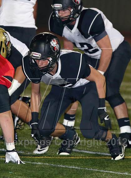 Thumbnail 3 in Santa Fe Christian vs. Rio Hondo Prep (CIF SoCal Regional D4 Final) photogallery.