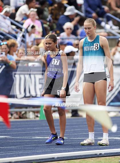 Thumbnail 2 in FHSAA 1A & 3A Finals (1600 Meters) photogallery.