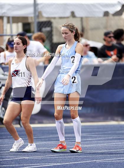 Thumbnail 2 in FHSAA 1A & 3A Finals (1600 Meters) photogallery.