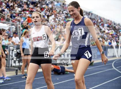 Thumbnail 1 in FHSAA 1A & 3A Finals (1600 Meters) photogallery.