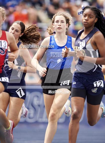 Thumbnail 1 in FHSAA 1A & 3A Finals (1600 Meters) photogallery.