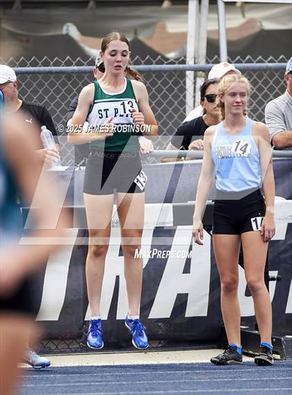 Thumbnail 1 in FHSAA 1A & 3A Finals (1600 Meters) photogallery.