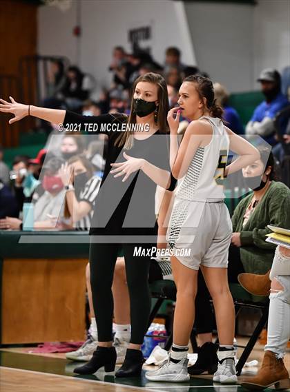 Thumbnail 3 in Guy-Perkins @ Wonderview (AAA 1A District) photogallery.