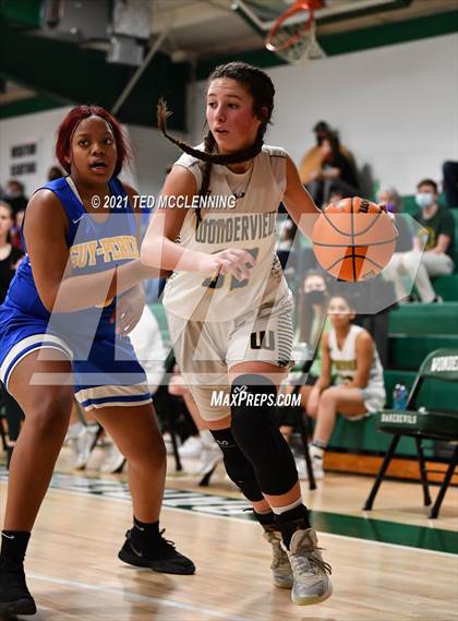 Thumbnail 1 in Guy-Perkins @ Wonderview (AAA 1A District) photogallery.