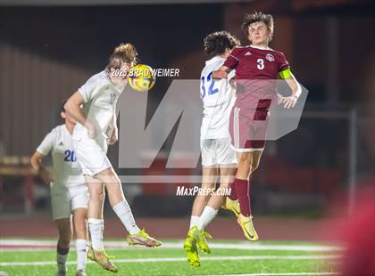 Thumbnail 3 in Vandebilt Catholic vs E.D. White (D3 Regional) photogallery.