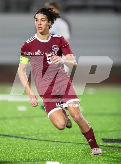 Thumbnail 2 in Vandebilt Catholic vs E.D. White (D3 Regional) photogallery.