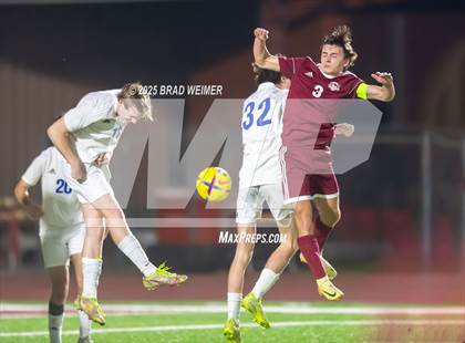 Thumbnail 3 in Vandebilt Catholic vs E.D. White (D3 Regional) photogallery.