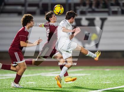 Thumbnail 3 in Vandebilt Catholic vs E.D. White (D3 Regional) photogallery.