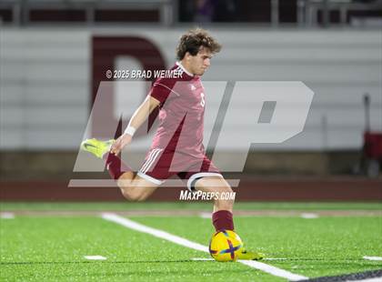 Thumbnail 3 in Vandebilt Catholic vs E.D. White (D3 Regional) photogallery.