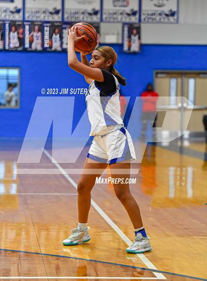 Thumbnail 2 in Snook vs Fayetteville photogallery.