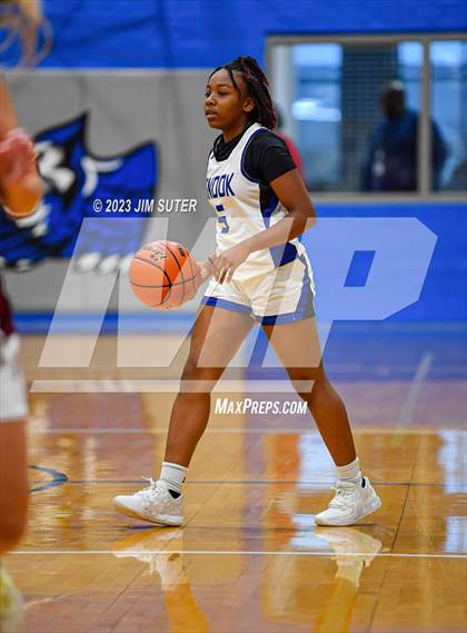 Thumbnail 3 in Snook vs Fayetteville photogallery.