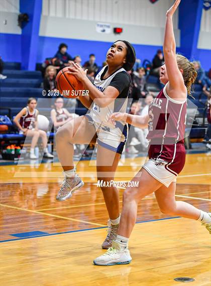 Thumbnail 2 in Snook vs Fayetteville photogallery.