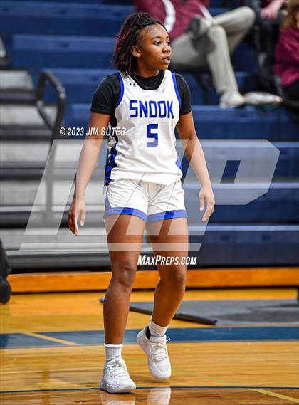 Thumbnail 3 in Snook vs Fayetteville photogallery.