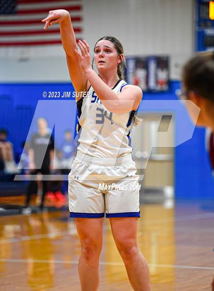 Thumbnail 1 in Snook vs Fayetteville photogallery.