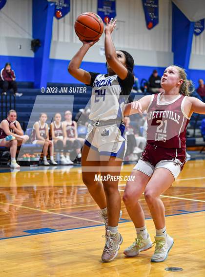 Thumbnail 2 in Snook vs Fayetteville photogallery.