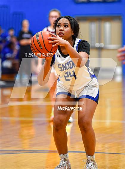 Thumbnail 1 in Snook vs Fayetteville photogallery.