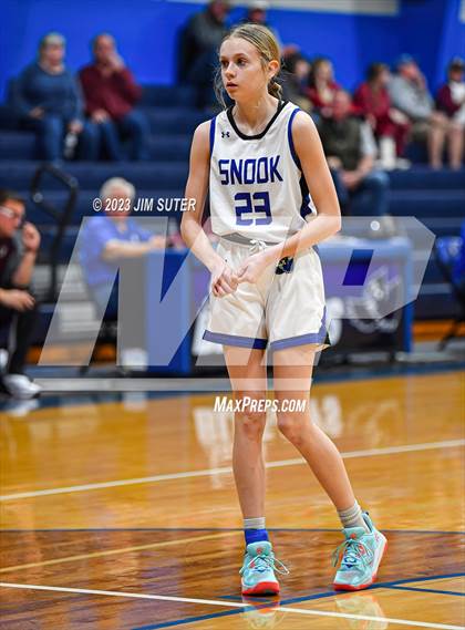 Thumbnail 2 in Snook vs Fayetteville photogallery.