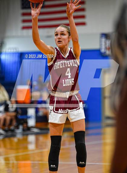 Thumbnail 2 in Snook vs Fayetteville photogallery.