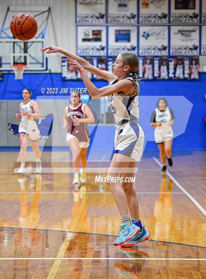 Thumbnail 1 in Snook vs Fayetteville photogallery.