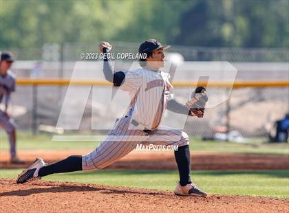 Thumbnail 1 in Johns Creek @ Pope photogallery.