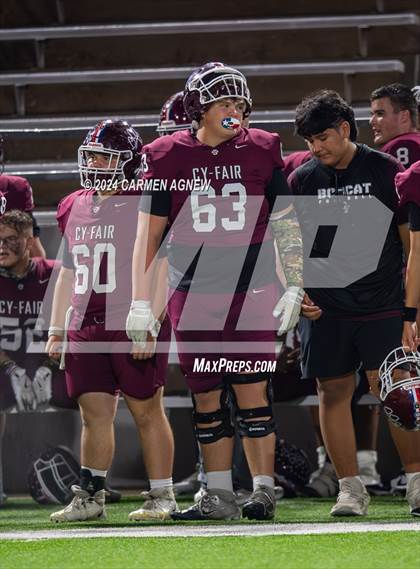 Thumbnail 3 in Cypress Falls vs Cy-Fair photogallery.