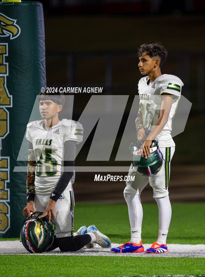 Thumbnail 3 in Cypress Falls vs Cy-Fair photogallery.