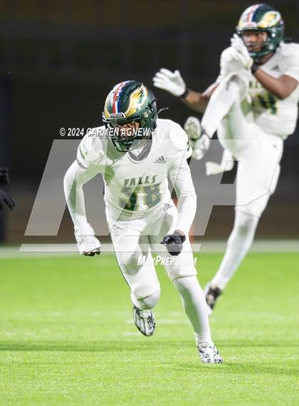 Thumbnail 1 in Cypress Falls vs Cy-Fair photogallery.
