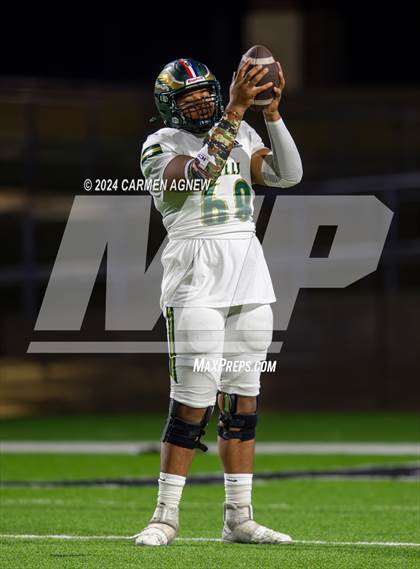 Thumbnail 2 in Cypress Falls vs Cy-Fair photogallery.
