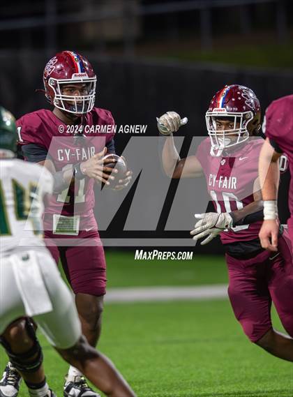 Thumbnail 3 in Cypress Falls vs Cy-Fair photogallery.