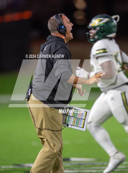 Thumbnail 3 in Cypress Falls vs Cy-Fair photogallery.