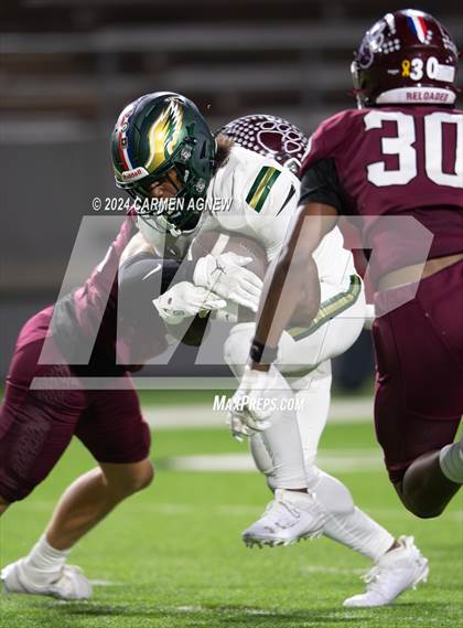 Thumbnail 3 in Cypress Falls vs Cy-Fair photogallery.