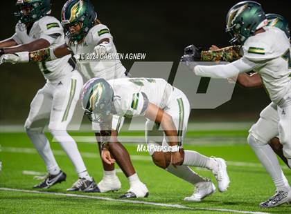 Thumbnail 3 in Cypress Falls vs Cy-Fair photogallery.