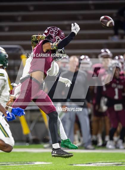 Thumbnail 3 in Cypress Falls vs Cy-Fair photogallery.