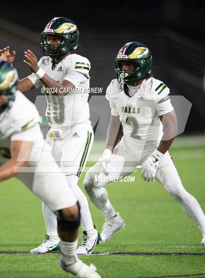 Thumbnail 3 in Cypress Falls vs Cy-Fair photogallery.