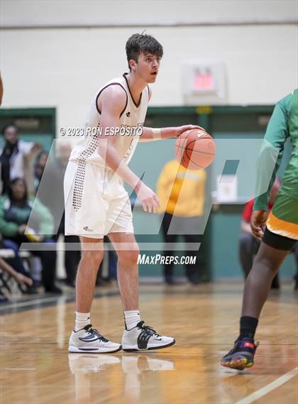 Thumbnail 3 in Wyandanch vs Kings Park (NYSPHSAA Section XI Class A Semifinal)  photogallery.